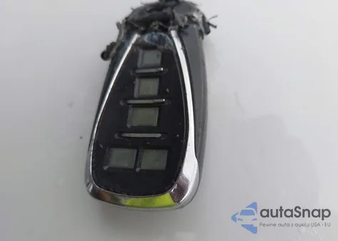 2018 Chevrolet Malibu Lt из США, поврежденный, VIN 1G1ZD5ST7JF213700